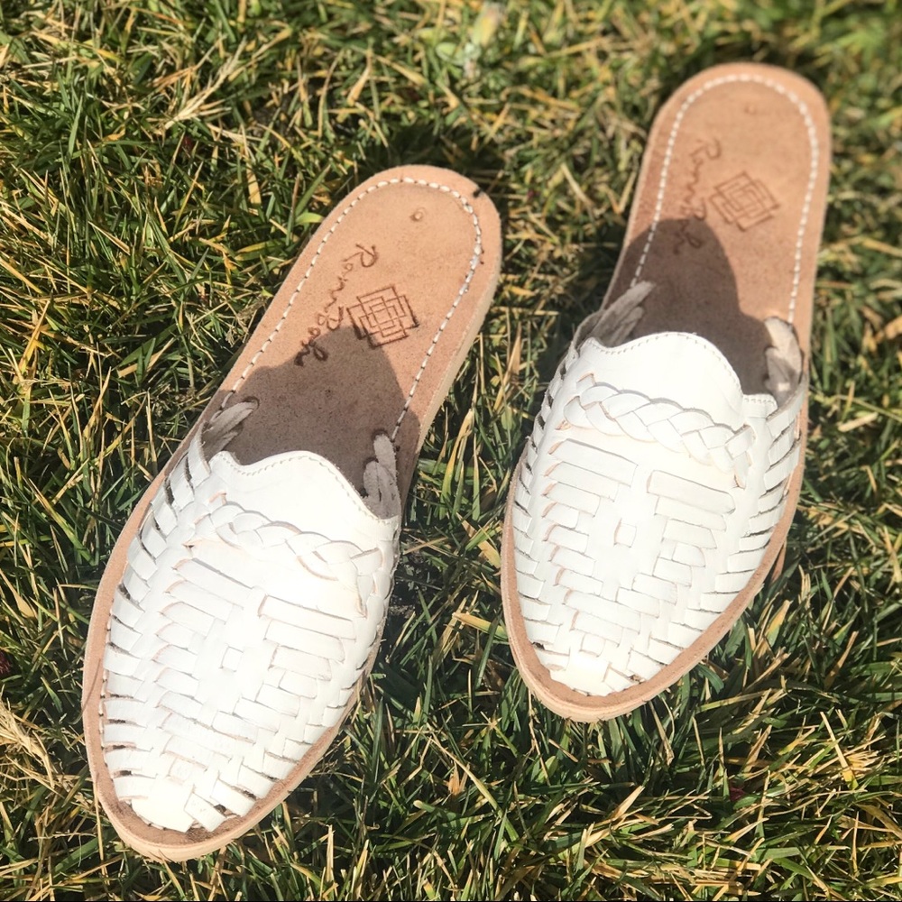 Sandals - Picture 3 of 8